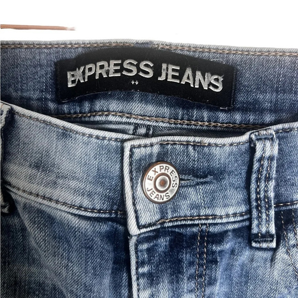 Express Acid wash jeans in excellent condition size 4 short 28 inch inseam - Picture 3 of 7